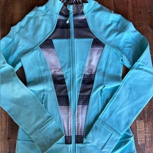 Ivivva Girl’s Perfect Your Practice Zip Up Jacket, size 14